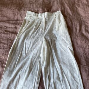NWOT House of Harlow Linen Trousers